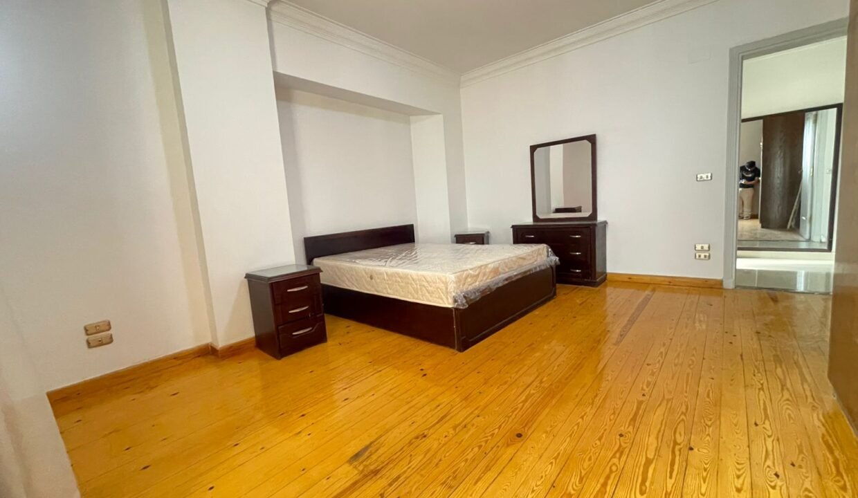 WhatsApp Image 2025-11-23 at 1.47.13 PM (1)